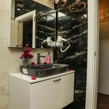 Ξενοδοχείο More Hotel